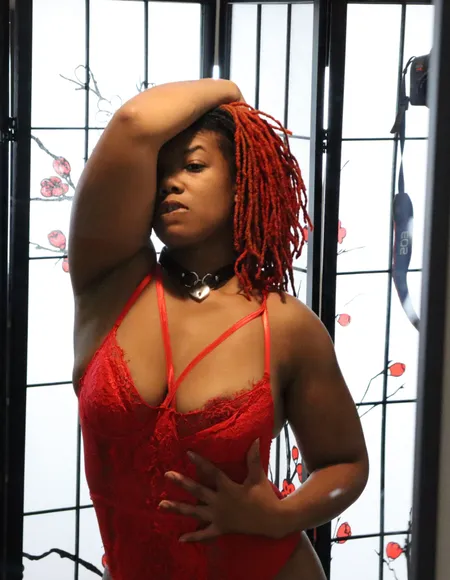lil moni-que profile photo
