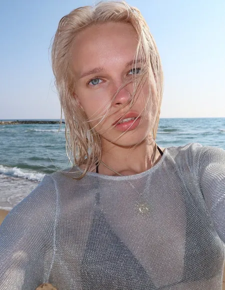 Lily profile photo