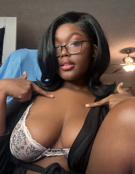 jadathedoll 👩 (21 y/o Ebony 🥵) profile photo