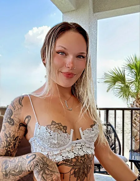 littlelyssyfree profile photo