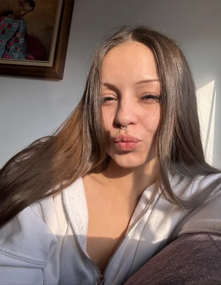 Liza Loveness profile photo