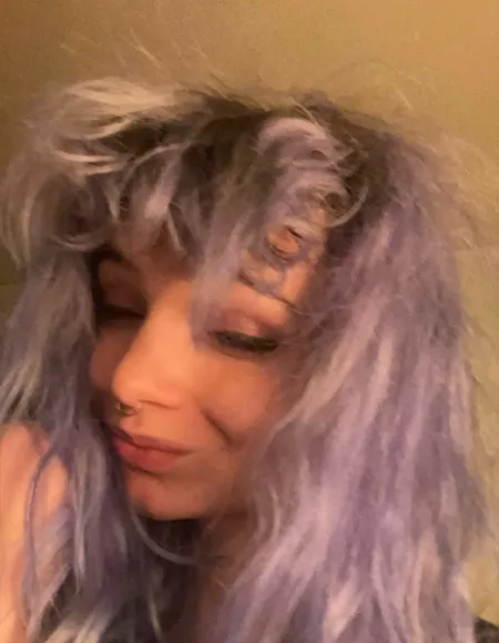 LizzieLezzie profile photo