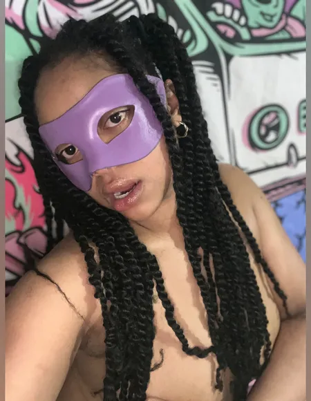 Lola Evans 💙 profile photo