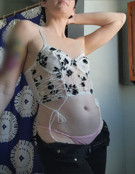 Lola Loveless profile photo