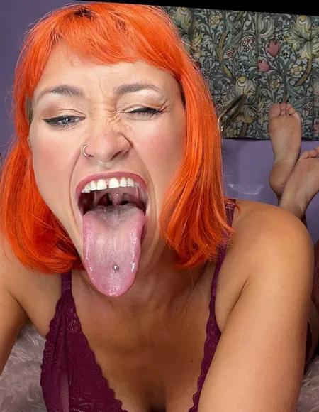 LolaRaeTongue profile photo