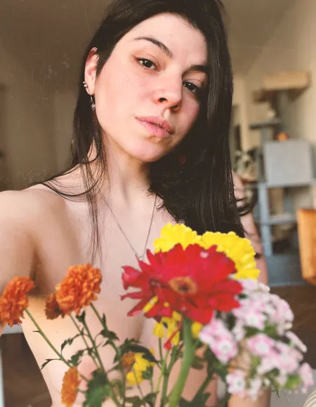 Shirley Bomb 🍒 profile photo