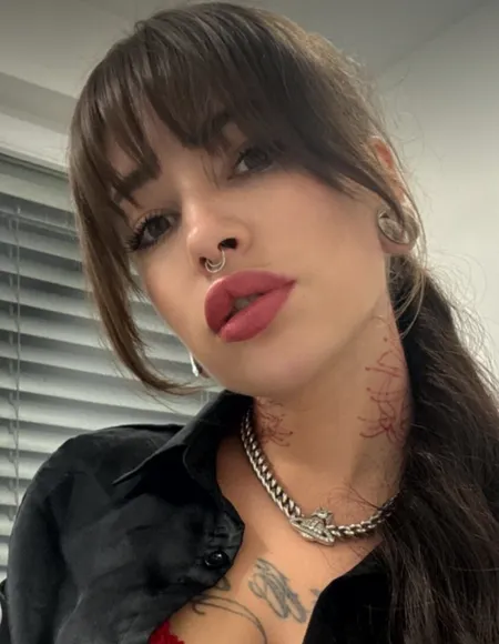 Ur Submissive Dream Girl β€οΈβπ₯π profile photo