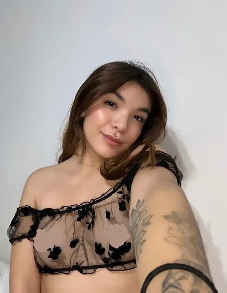 Lu, your lil Colombian profile photo