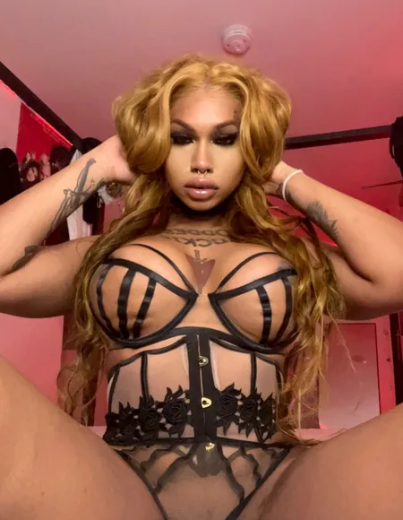 FemDom Goddess 😈 profile photo