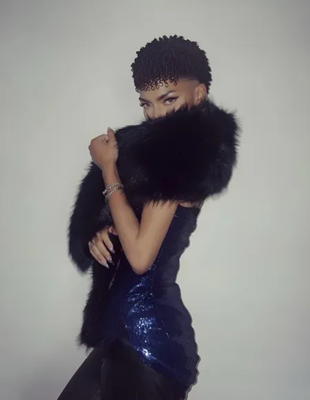 L 🖤 profile photo