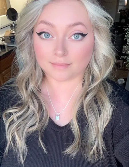 𝒶𝓁𝑒𝓍𝒾𝓈 profile photo