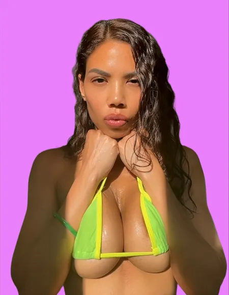 Luna Carmel profile photo