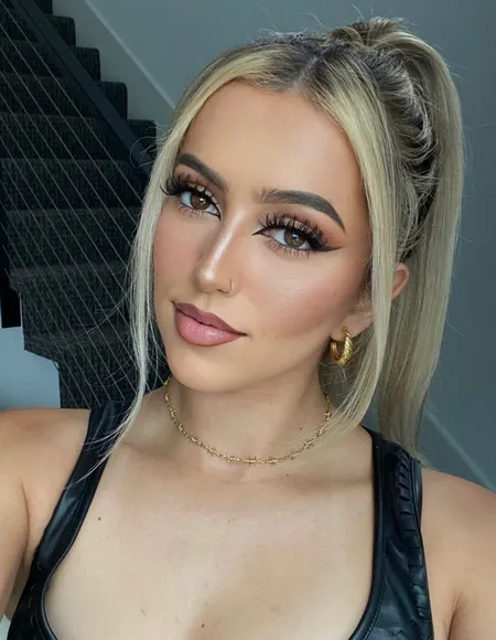lycia faith profile photo