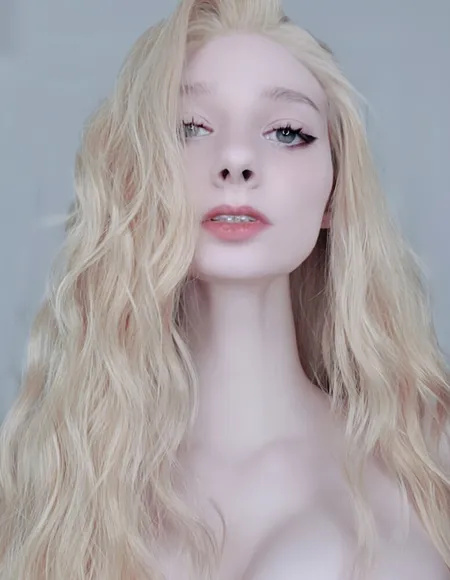Lyra - Cute, petite, perfect pussy π profile photo