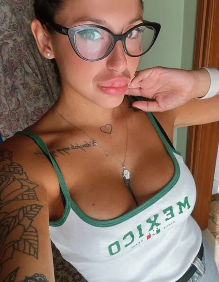 Madalina profile photo