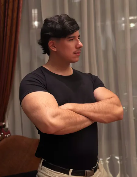 THE GIANT BOY๐ฆ ๐ช๐ผ๐ฅ profile photo