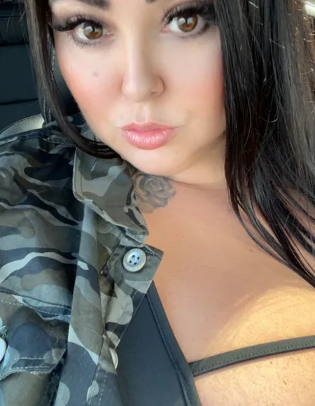 Mandy Majestic Big Titty Gaining Goddess profile photo