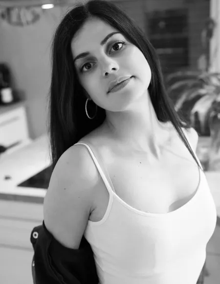 Marine Lopez profile photo