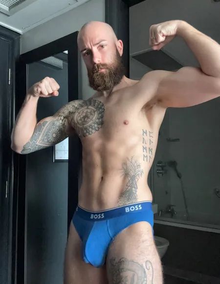 MasterDomUK🇬🇧 profile photo