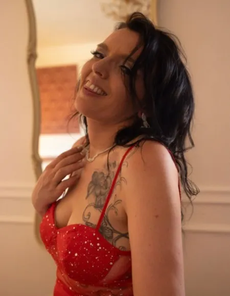 Mature bittersweet Kiss Sunny profile photo