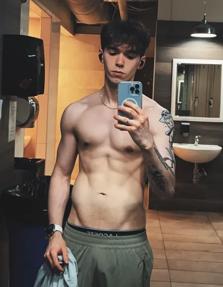 Max profile photo