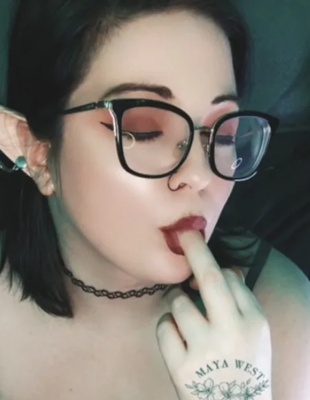 🌿🐙Maya the Elf VIP🐙🌿 profile photo