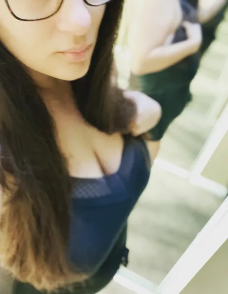 Mega Tits McGee 😍😍 profile photo