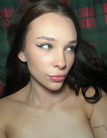 𝗺𝗲𝗹𝘆 🐰💕 profile photo