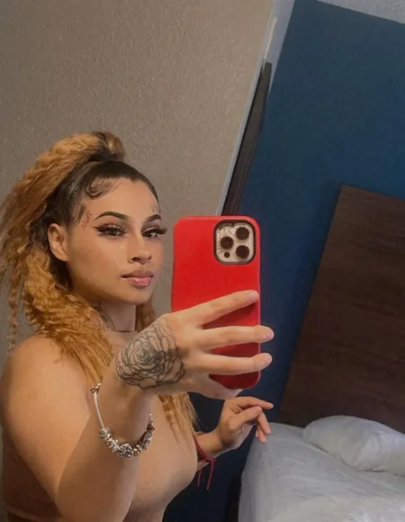 Mercedes Marie 🍭 profile photo