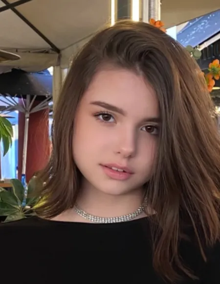𝑴𝑬𝑹𝑰 𝑫𝑬𝑬🍒 profile photo