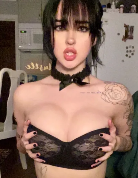 β‘ Messy Megan β‘ profile photo