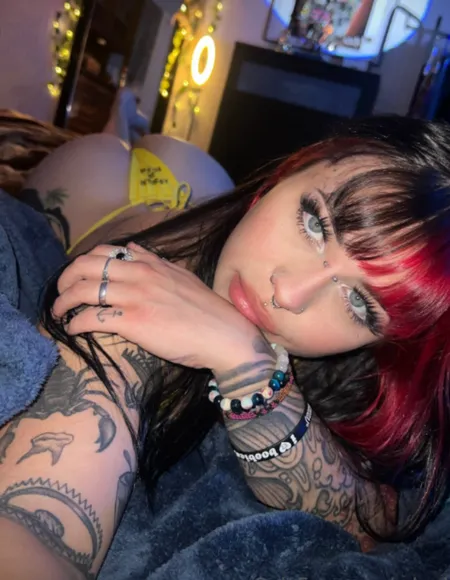 Madison 🖤 (YOUR GOTH BABE) profile photo