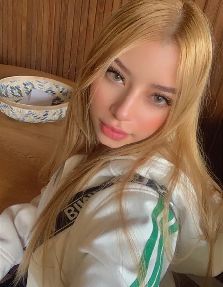Mia 💖 profile photo