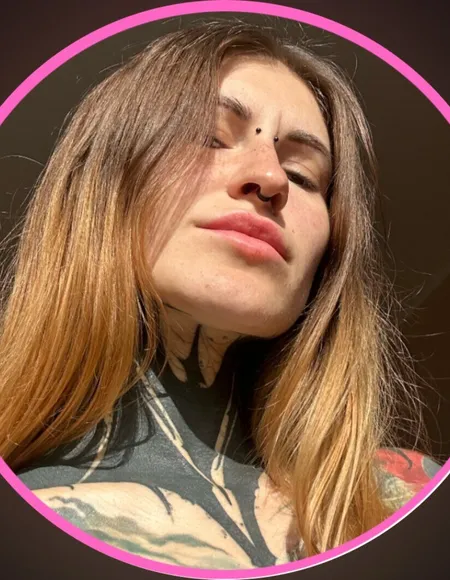 Mia Brandt 🌚 profile photo