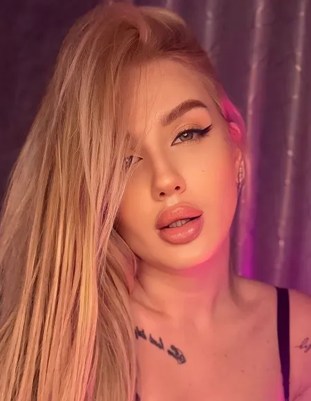 Mia profile photo