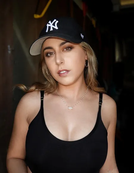 Michal Kozhakova profile photo