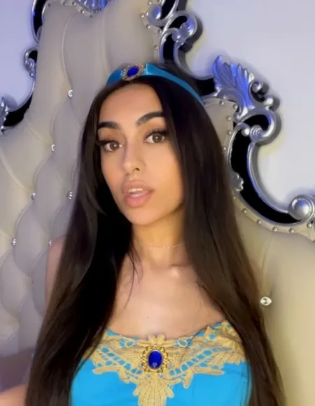Mia profile photo
