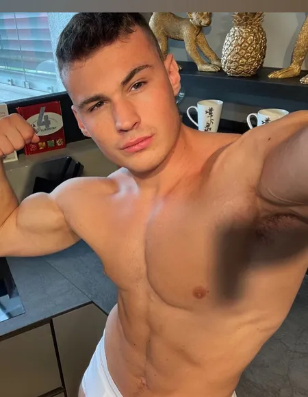 Mikey Baxter profile photo