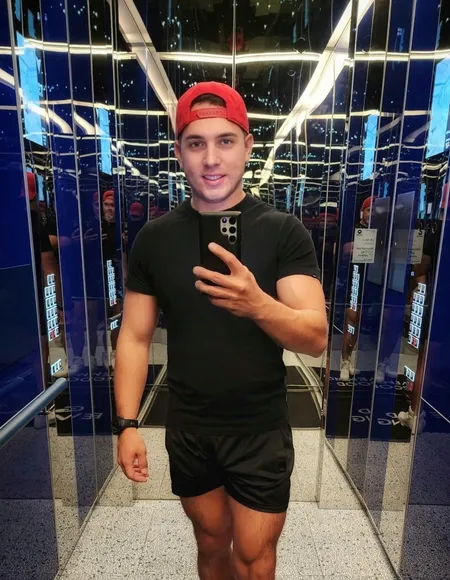 Mike Oceans profile photo