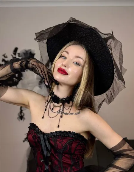 Mila Rose 🌹 profile photo