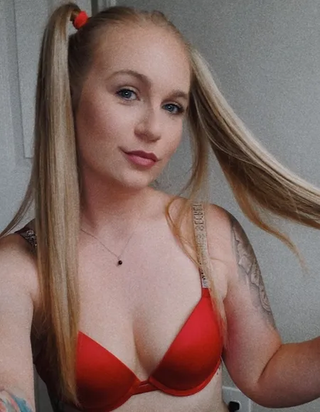 LAINA profile photo