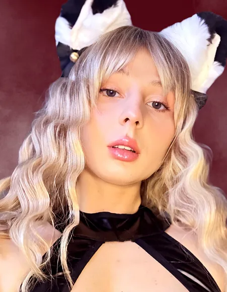 Mia Raven profile photo