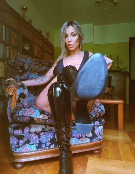 Coco✨feet Miss SPH cuckolding goddess profile photo