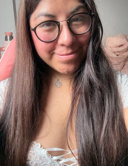 ℍ𝔼𝕃𝕃𝔼ℕ  🩷 MissSweetie 🩷HairyPussy 🔥 profile photo