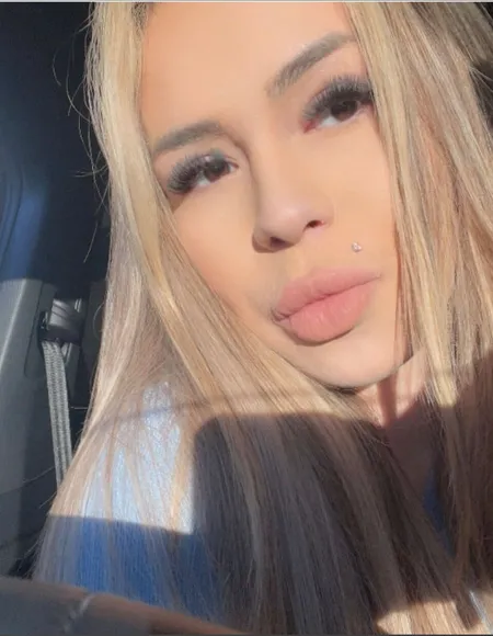 Khloe profile photo