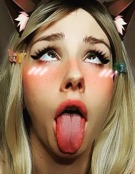 ♡˚₊‧₊ 𝓶𝓲𝓼𝓼𝓴𝓸𝓸𝓻𝓿𝓪 ₊‧₊˚♡ profile photo