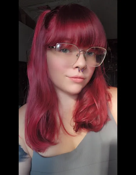 Mel😈 profile photo