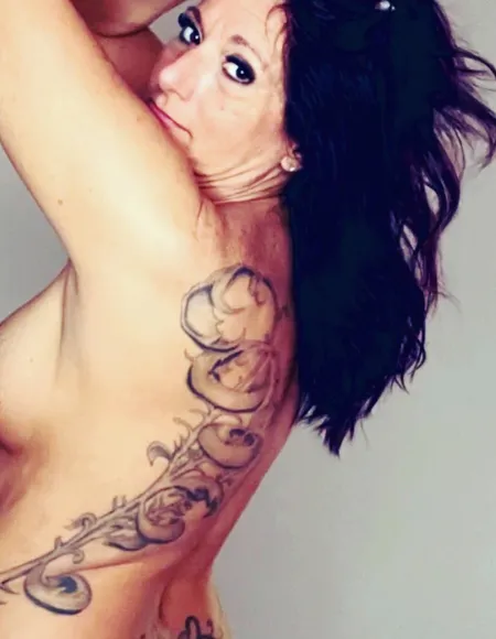 Miss Nikki profile photo