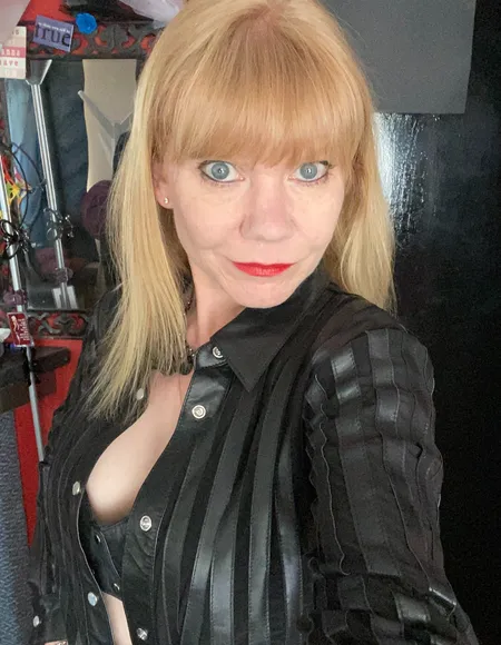 Doyenne Angelica profile photo