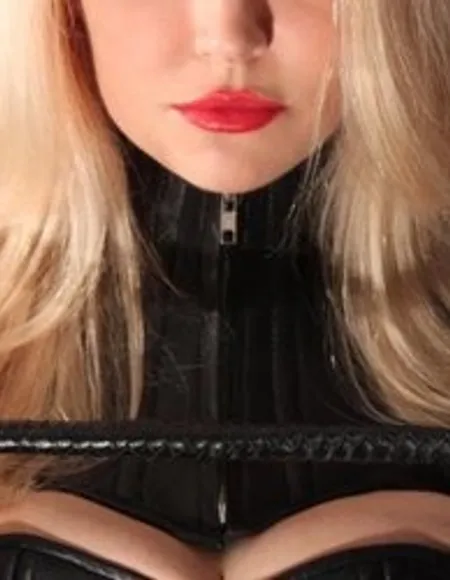Femme Fatale profile photo